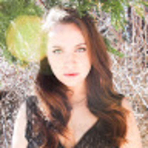 Meet your Posher, Rachel - Picture 1 of 1